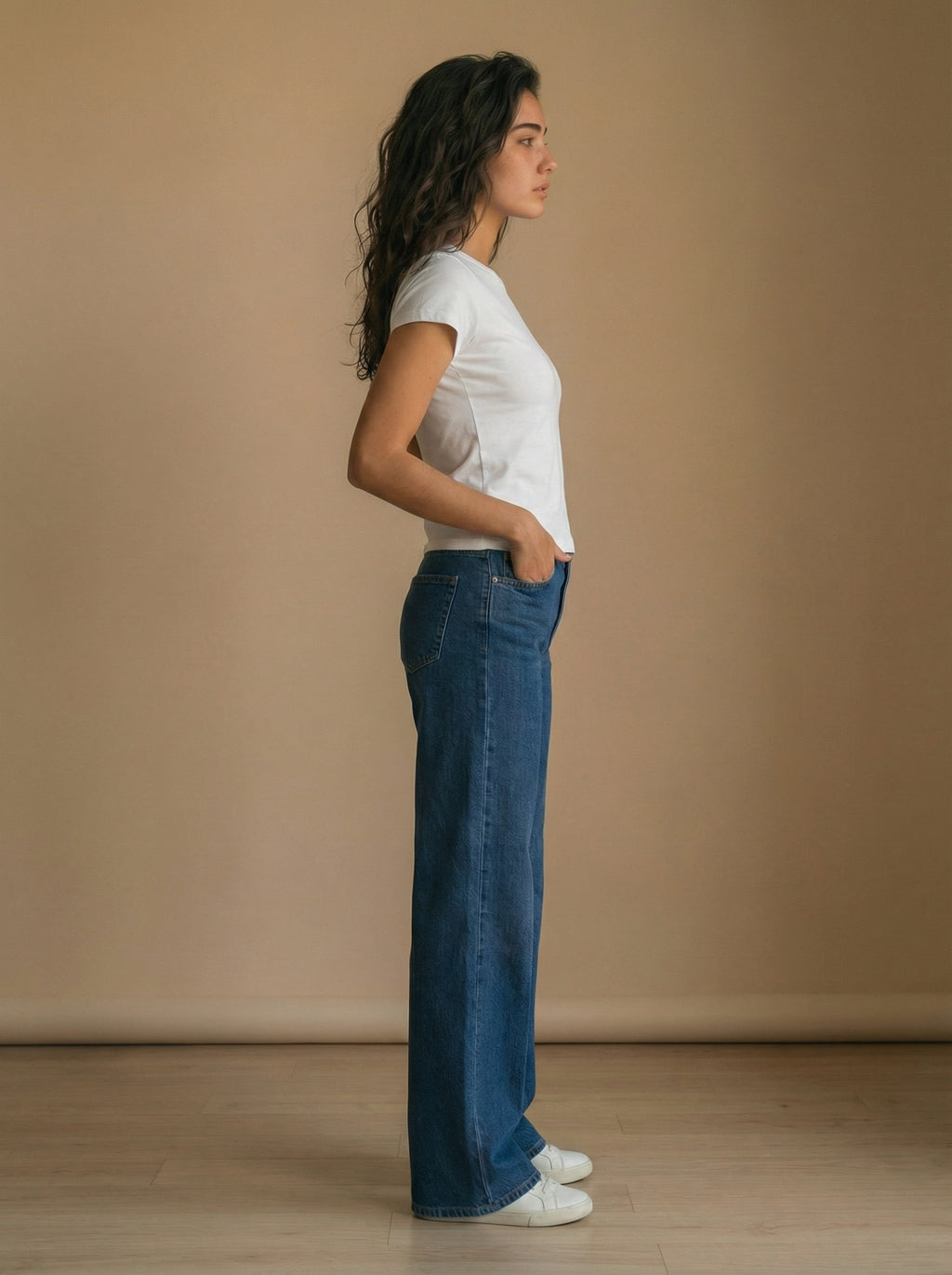 White Round Neck Cap Sleeve
