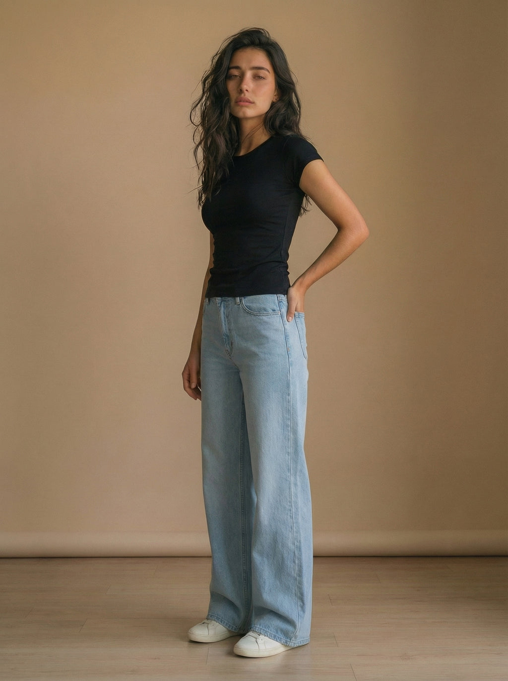 Black Round Neck Cap Sleeve